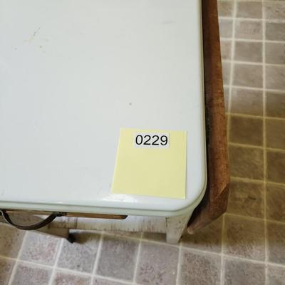 Vintage Country Kitchen Porcelain Enamel Dropleaf Table 20" x24" x32"h