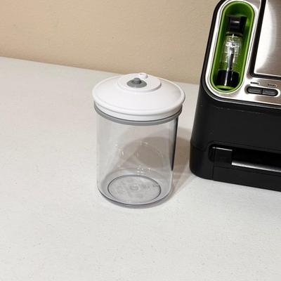 Food Saver ~ Model V4440