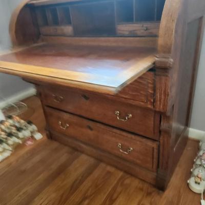 Vintage Solid Wood Oak Cylinder Secretary Pull out Writing top