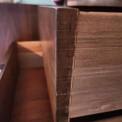 Mid Century MCM Cavalier Dresser 42x21x52