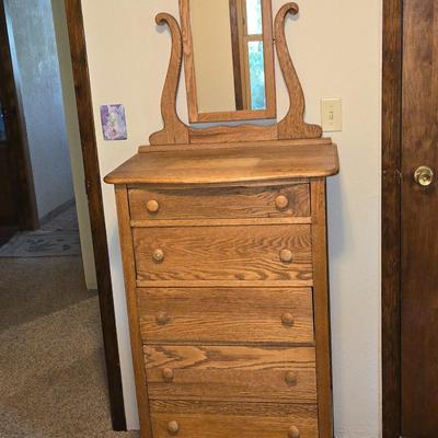 Very Nice Bureau