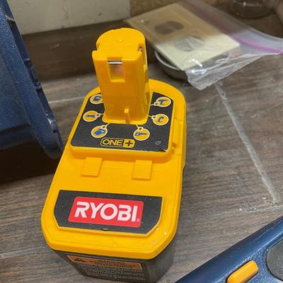 Set of Ryobi saws and batteries