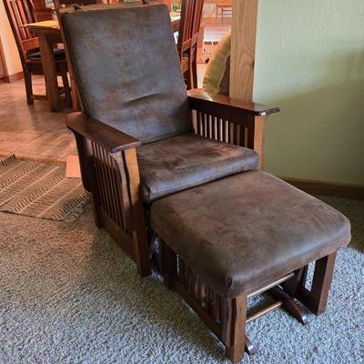 Super Nice Glide Rocker with Gliding Ottoman