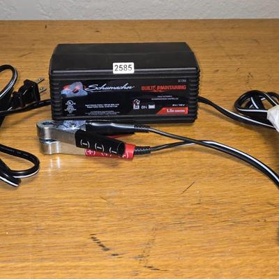 Schnacker Battery Charger