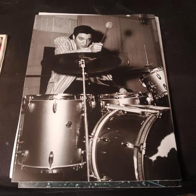 ELVIS PRESLEY IN TABLOIDS AND MAGAZINES