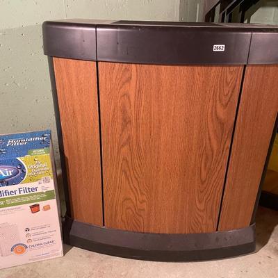 Humidifier and filter