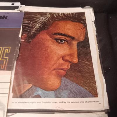 ELVIS NEWSPAPER AND MAGAZINE ARTICLES