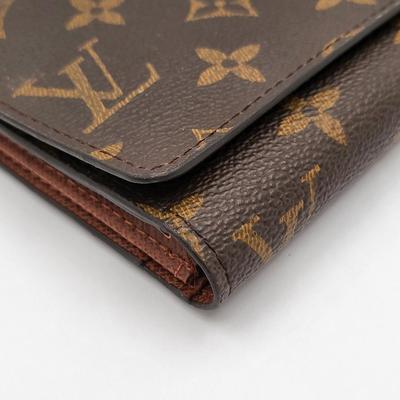 Louis Vuitton Checkbook Style Wallet