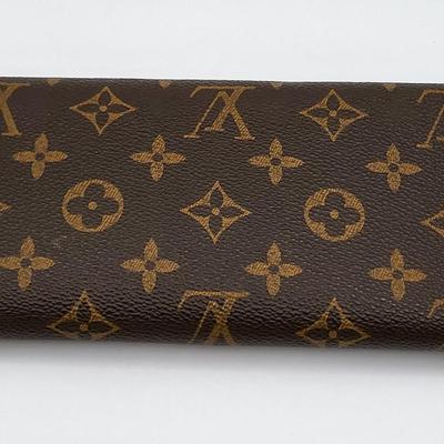 Louis Vuitton Checkbook Style Wallet