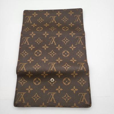 Louis Vuitton Checkbook Style Wallet