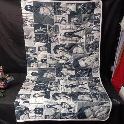 ELVIS QUILTED THROW BLANKET