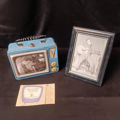 COLLECTIBLE ELVIS TIN TOTE AND A FRAMED PHOTO