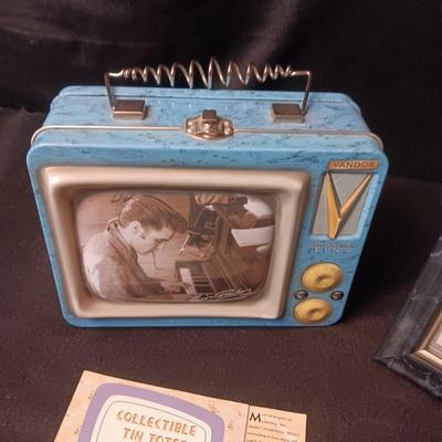 COLLECTIBLE ELVIS TIN TOTE AND A FRAMED PHOTO