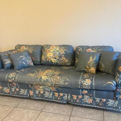 Vintage Floral Sofa (See Description)