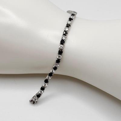 925 ~ 7” Black & Clear CZ Bracelet