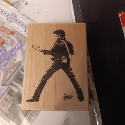SCRAP BOOKING ELVIS STAMP AND CUT-OUTS, GREETING CARDS AND NOTE PAD