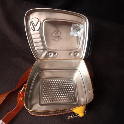 ELVIS TIN BOX WITH STRAP, BELT BUCKLE AND PIN