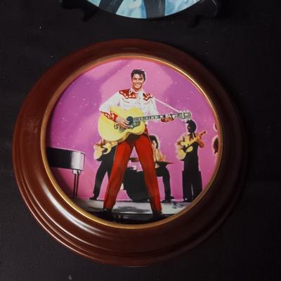 2 ELVIS PRESLEY COLLECTOR'S PLATES