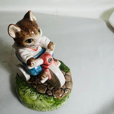 School Days Cat Riding A Tricycle Otagiri Japan Rotating Music Box