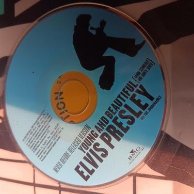 2 TV GUIDES W/NEVER BEFORE RELEASED VERSION OF SONG ON DISCS
