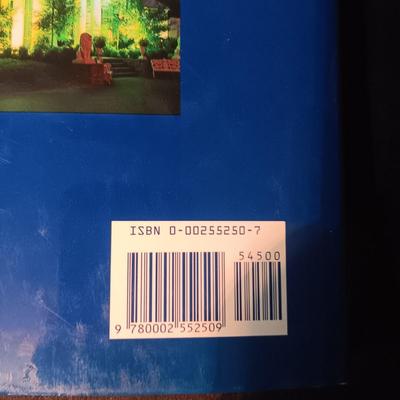 "GRACELAND THE LIVING LEGACY OF ELVIS PRESLEY" COFFEE TABLE BOOK