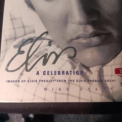 "ELVIS A CELEBRATION" COFFEE TABLE BOOK