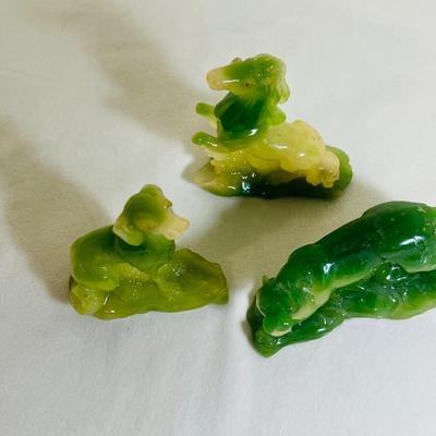 Green Animal Figurines Art Décor Synthetic