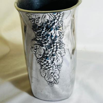 Wilton Armetale Grapes 7-1/2-Inch Wine Bottle Cooler