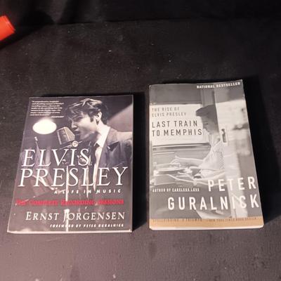 2 SOFTBACK ELVIS BOOKS