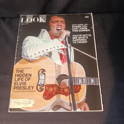 4 MAGAZINES INCLUDING ELVIS