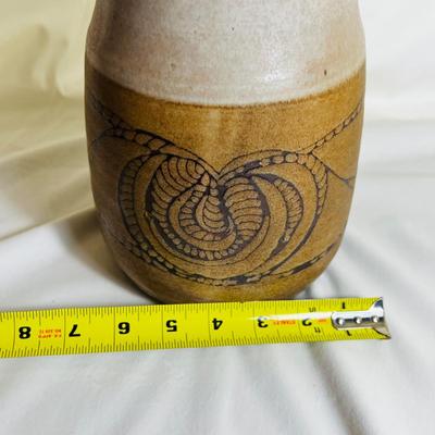 Signed Art Studio Vtg Pottery Folk Primitive Tribal Vase