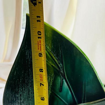 Underwriters Laboratories Inc. Portable Lamp Hand Made Pottery Green Exotic Leaves