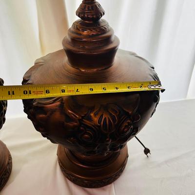 Oversize Vintage Mid Century Modern Set Of Lamps Hand made Pottery Italian Style. In working condition,