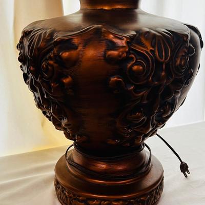 Oversize Vintage Mid Century Modern Set Of Lamps Hand made Pottery Italian Style. In working condition,