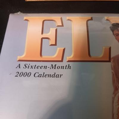 FRAMED BURNT WOOD PICTURE OF ELVIS & 2000 CALENDAR