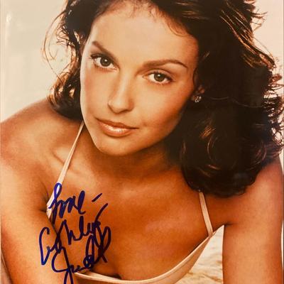 Ashley Judd signed photo