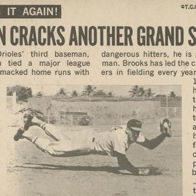 Baltimore Orioles Brooks Robinson signed page