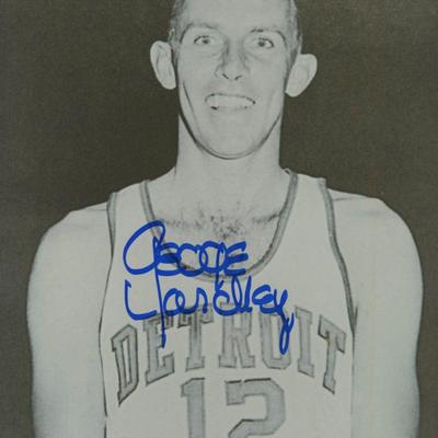 George Yardley signed photo