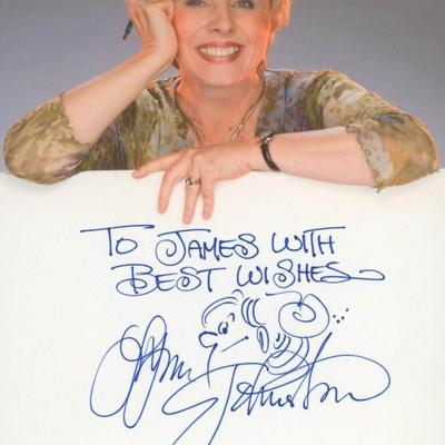 Lynn Johnston signed note