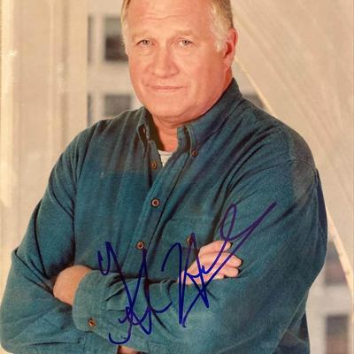 Crossing Jordan Ken Howard signed photo
