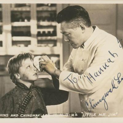 Ching Wah Lee signed photo