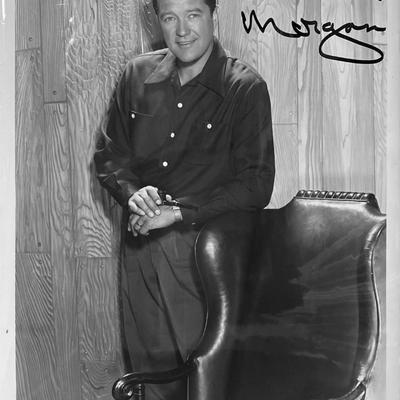 Dennis Morgan signed phot
