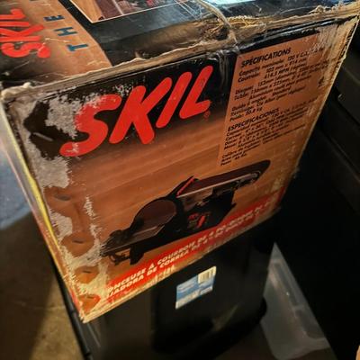 Skil 4" belt 6" disk sander - New in Box - Model 3370
