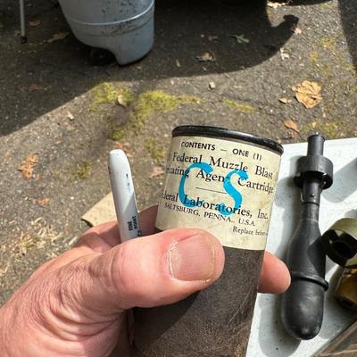 Ammo Box w Practice Grenades