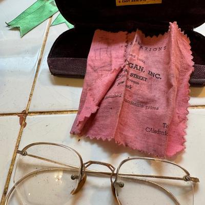 Antique Gold Frame Glasses & Straight Razors
