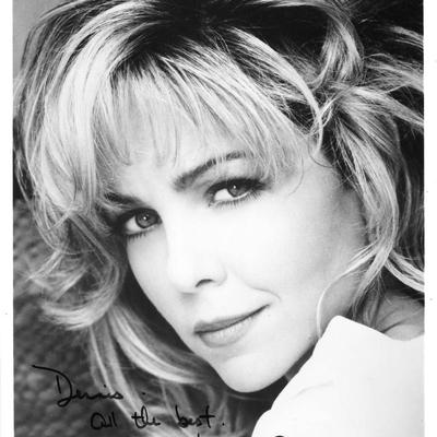 Lisa Hartman Black signed photo