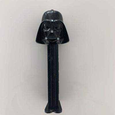 Star Wars Darth Vader original vintage Pez candy dispenser