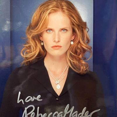 Rebecca Mader signed photo