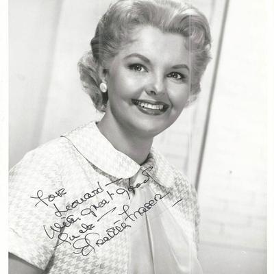 Elisabeth Fraser Signed Photo