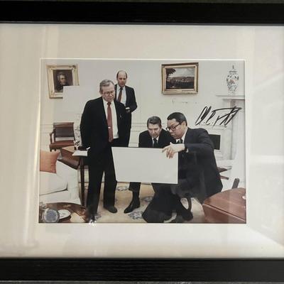 Ronald Reagan/ Colin Powell signed photo. GFA authenticated
